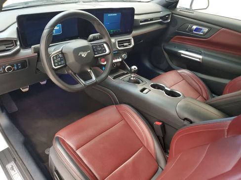 Used 2024 Ford Mustang GT Premium image 2