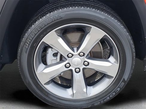 Used 2022 Jeep Grand Cherokee L Limited image 28