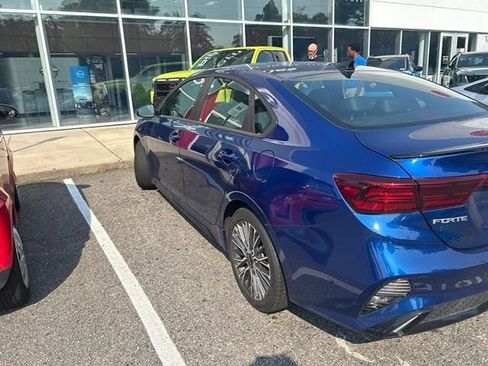 Certified 2024 Kia Forte GT-Line FWD image 7