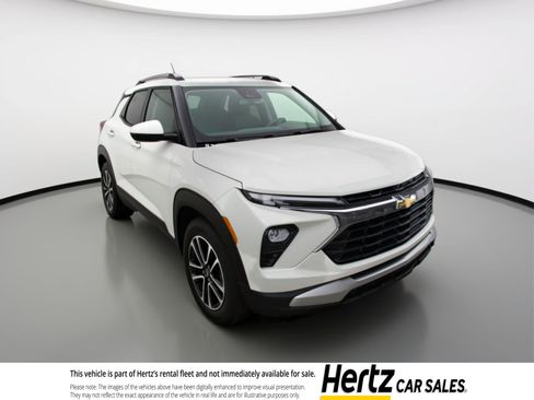 Used 2025 Chevrolet TrailBlazer LT FWD image 1