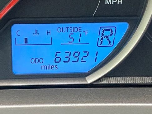 Used 2015 Toyota RAV4 XLE image 25