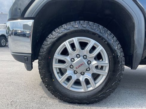 Used 2023 GMC Sierra 2500 SLT AWD/4WD image 30