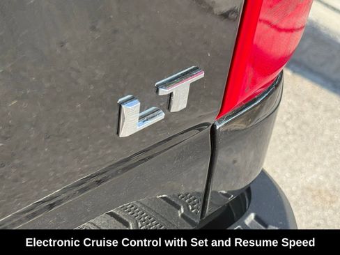 Used 2025 Chevrolet Silverado 2500 LT image 37