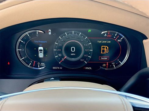 Used 2019 Cadillac Escalade Platinum image 13