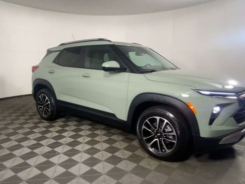 New 2026 Chevrolet TrailBlazer LT w/ Convenience Package image 3