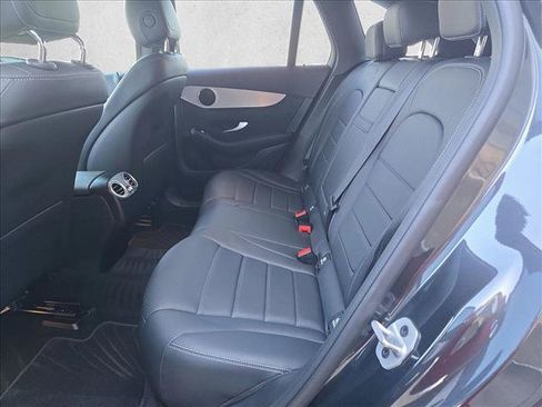 Certified 2022 Mercedes-Benz GLC 300 image 17