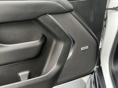 Used 2024 Chevrolet Tahoe LT image 23