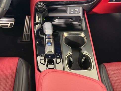 Used 2025 Lexus NX 450h+ F Sport AWD/4WD image 19