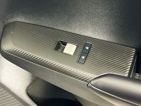 Used 2023 Mitsubishi Outlander SE image 31