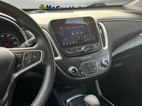 Used 2024 Chevrolet Malibu LT image 9
