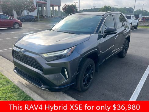 Used 2024 Toyota RAV4 XSE AWD/4WD image 14
