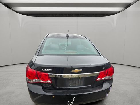 Used 2016 Chevrolet Cruze LT FWD image 6