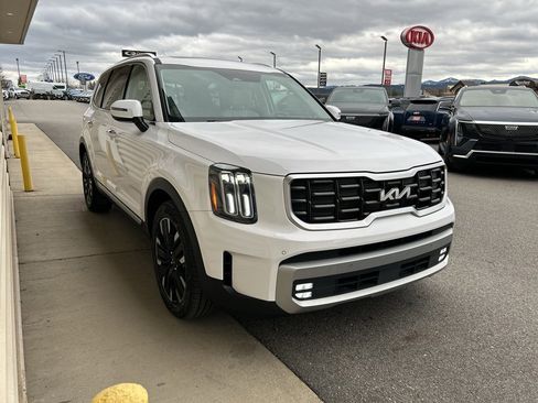 Used 2023 Kia Telluride SX Prestige image 3