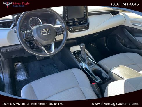 Used 2020 Toyota Corolla SE image 6