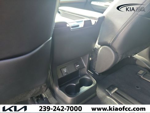 Used 2023 Toyota Sienna XSE w/ XSE Plus Package FWD image 15