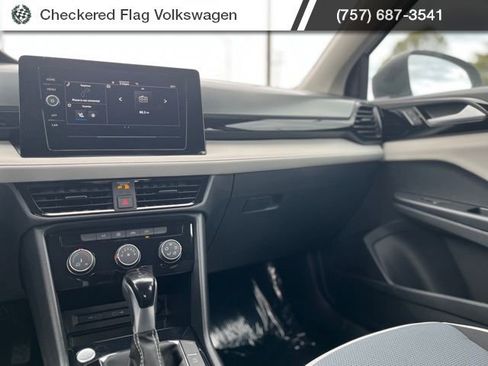 New 2026 Volkswagen Taos S image 28
