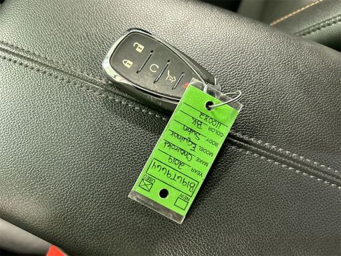 Used 2019 Chevrolet Equinox Premier w/ LPO, Floor Liner Package image 12