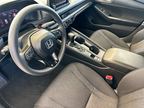 Certified 2025 Honda Accord LX image 10