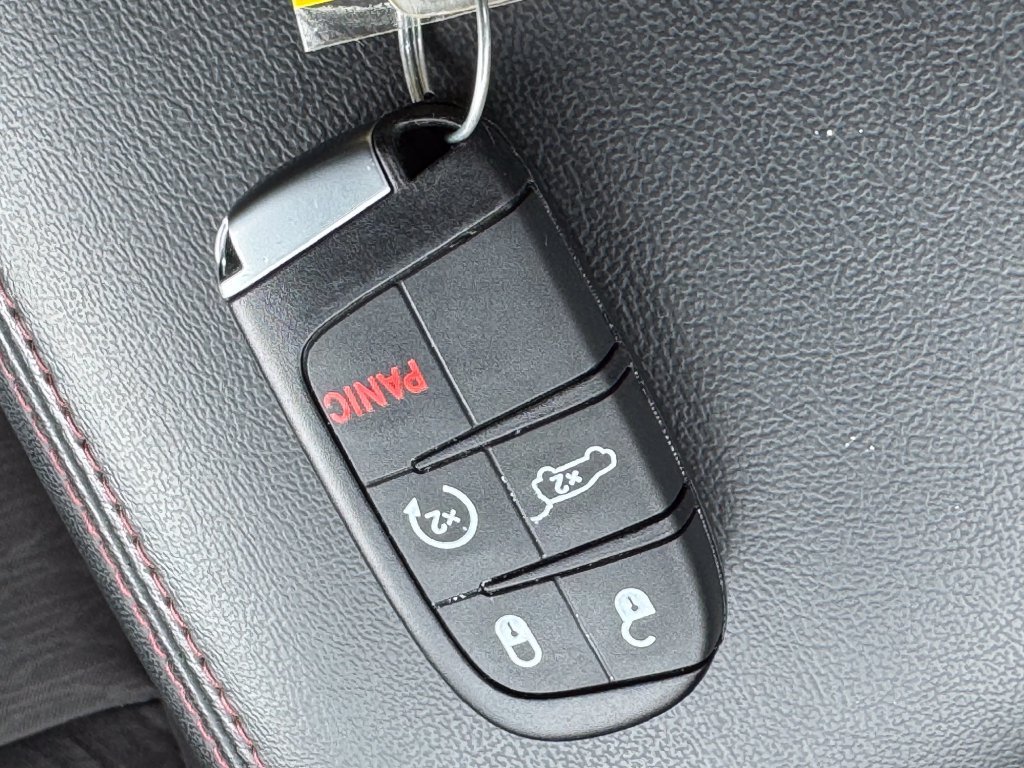 Used 2023 Dodge Durango GT AWD/4WD image 34