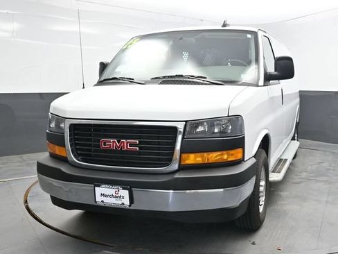 Used 2025 GMC Savana 2500 w/ Driver Convenience Package RWD image 2