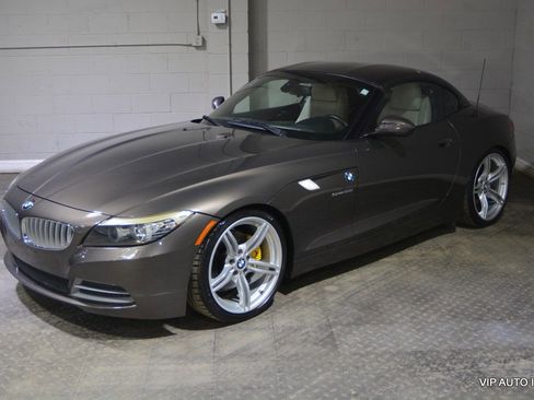 Used 2010 BMW Z4 sDrive35i image 24
