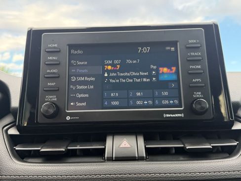Used 2020 Toyota RAV4 LE w/ Carpet Mat Package FWD image 23