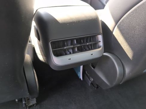 Used 2023 Tesla Model 3 Standard Range image 23