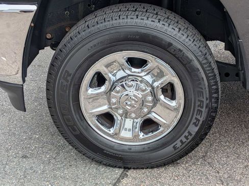 Used 2022 RAM 2500 Tradesman AWD/4WD image 27