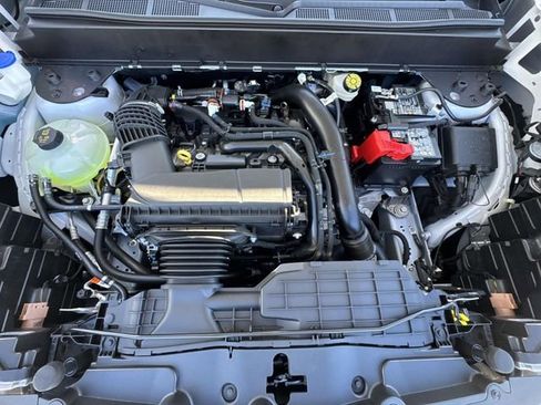 New 2026 Ford Maverick XL image 10