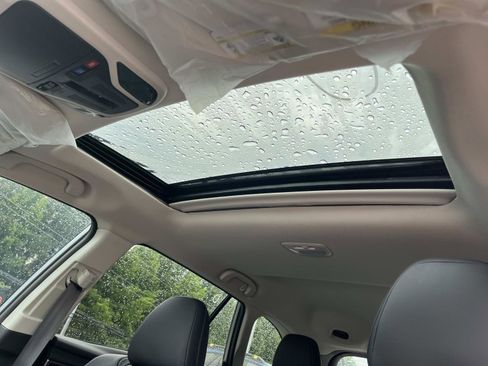 New 2025 Subaru Outback Limited image 9