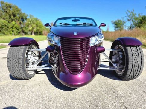 Used 1999 Plymouth Prowler image 3