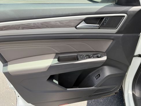 Certified 2023 Volkswagen Atlas Cross Sport SE AWD/4WD image 13