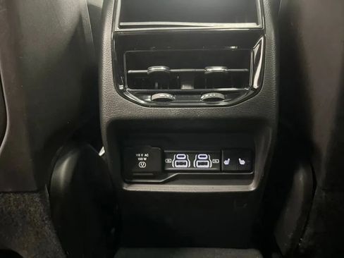 Used 2024 Jeep Grand Cherokee Limited 4xe AWD/4WD image 28