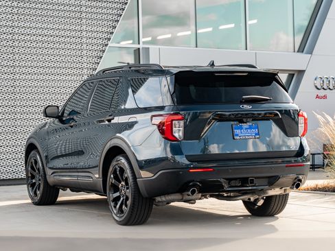 Used 2023 Ford Explorer ST-Line w/ Class IV Trailer Tow Package AWD/4WD image 5