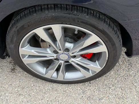 Used 2017 Mercedes-Benz C 300 Sedan image 23