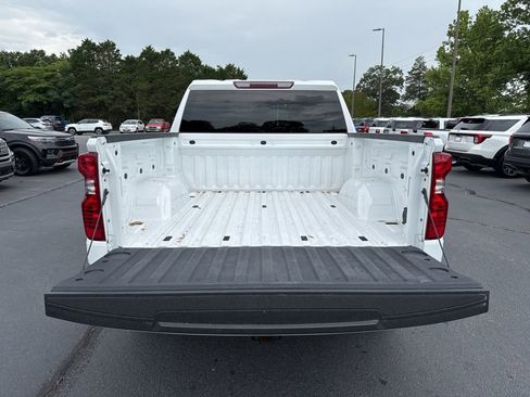 Used 2023 Chevrolet Silverado 1500 LT AWD/4WD image 23