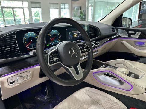 Used 2020 Mercedes-Benz GLS 450 4MATIC image 2