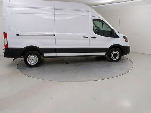 Certified 2024 Ford Transit 250 148 High Roof RWD image 12