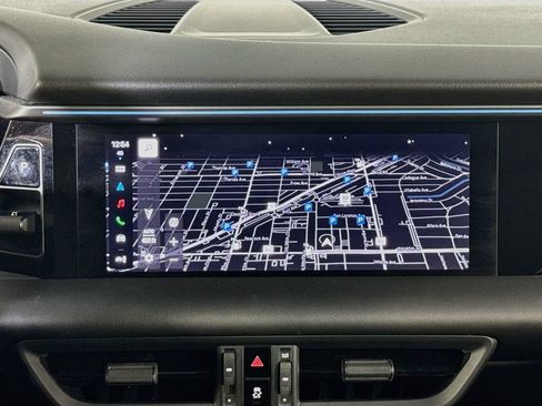Certified 2025 Porsche Macan 4S Electric AWD/4WD image 15