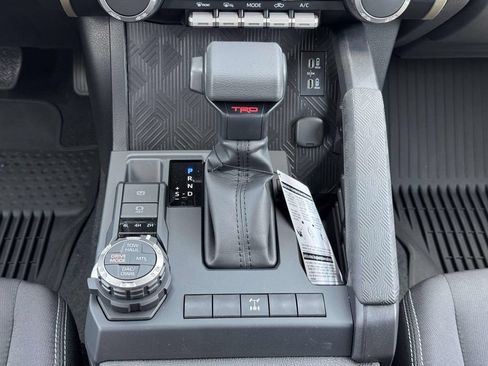 Used 2026 Toyota Tacoma TRD Off-Road AWD/4WD image 6