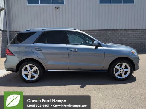 Used 2017 Mercedes-Benz GLE 350 4MATIC image 2