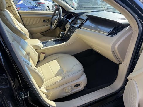 Used 2017 Ford Taurus SEL w/ Equipment Group 201A image 13