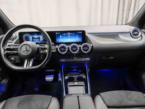 Certified 2025 Mercedes-Benz GLA 250 image 13