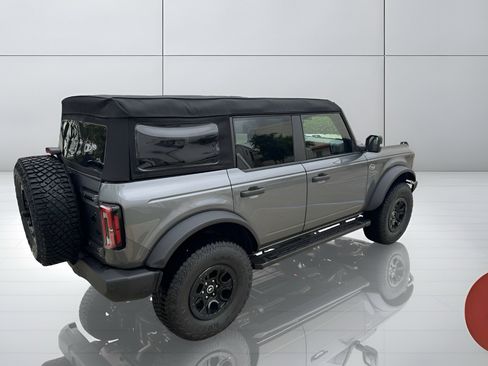 Used 2024 Ford Bronco Wildtrak AWD/4WD image 9