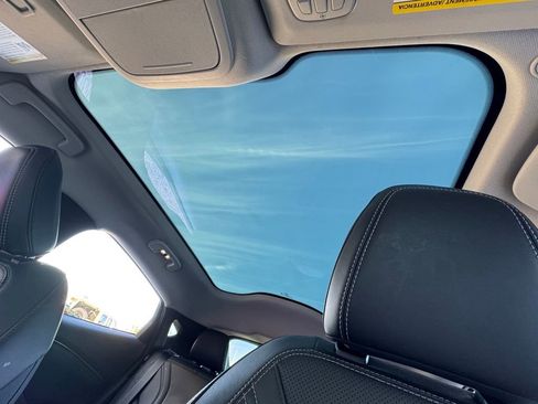 Used 2023 Ford Mustang Mach-E Premium image 28