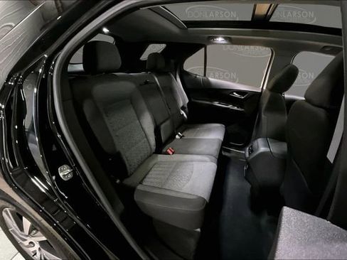 Used 2023 Chevrolet Equinox LT AWD/4WD image 16