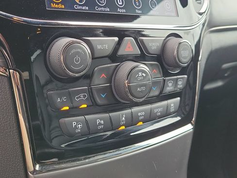 Used 2020 Jeep Grand Cherokee Limited X AWD/4WD image 30