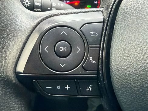 Used 2021 Toyota RAV4 XLE FWD image 12