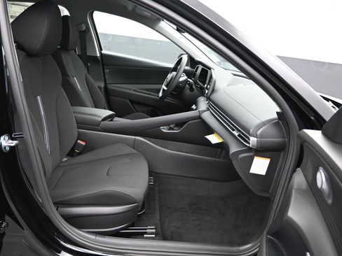 New 2026 Hyundai Elantra Blue image 11