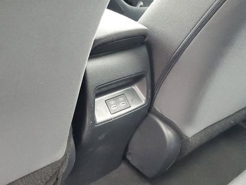 Used 2023 Toyota Corolla LE image 14